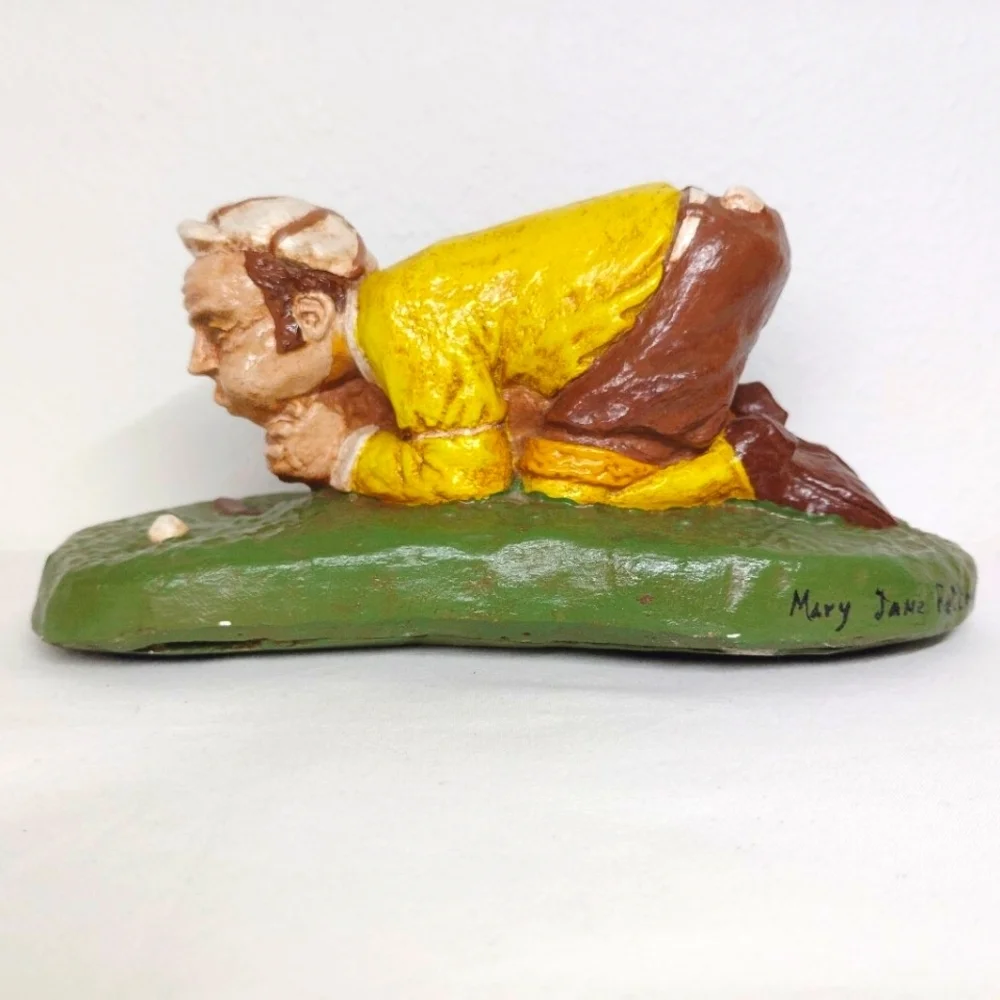 Rottman Golf Figurine Golfer Blow Ball Huff Puff Yellow Plaster Signed 1974 - Picture 1 of 12